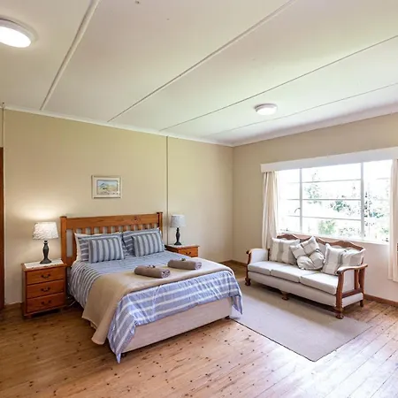 Lowestoffe Country Lodge - Walnut Hogsback Exterior photo
